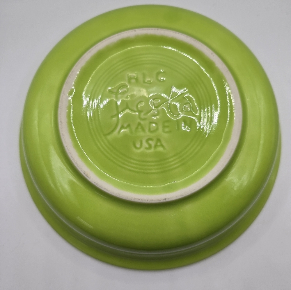 VINTAGE FIESTAWARE Lime 7 inch BOWLS BY HOMER LAUGHLIN MADE IN USA - Picture 3 of 3